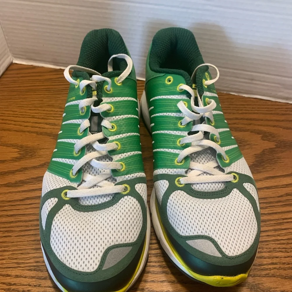 Nike Women’s 12 Green White & Yellow Athletic Running Shoes - Picture 3 of 14